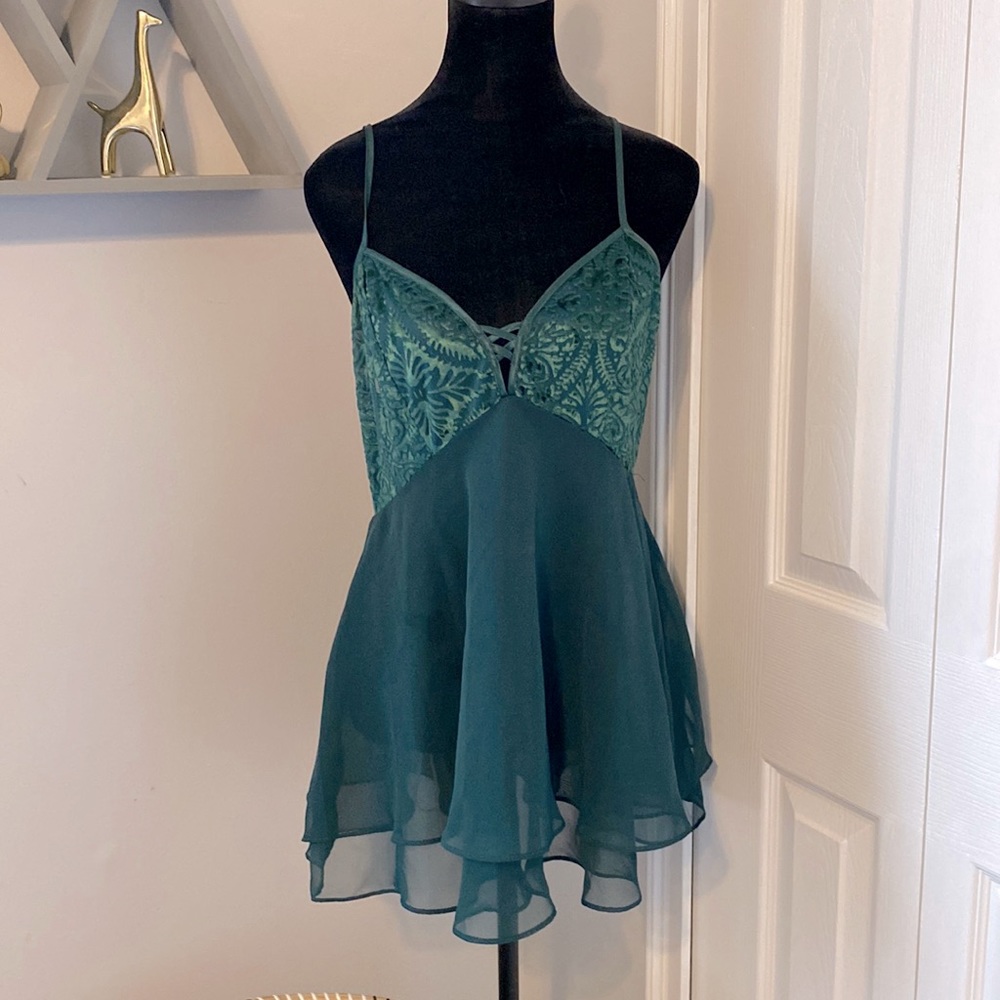 Sexy Chemise nighty, beautiful emerald green with sheer bottom, velvet top S M